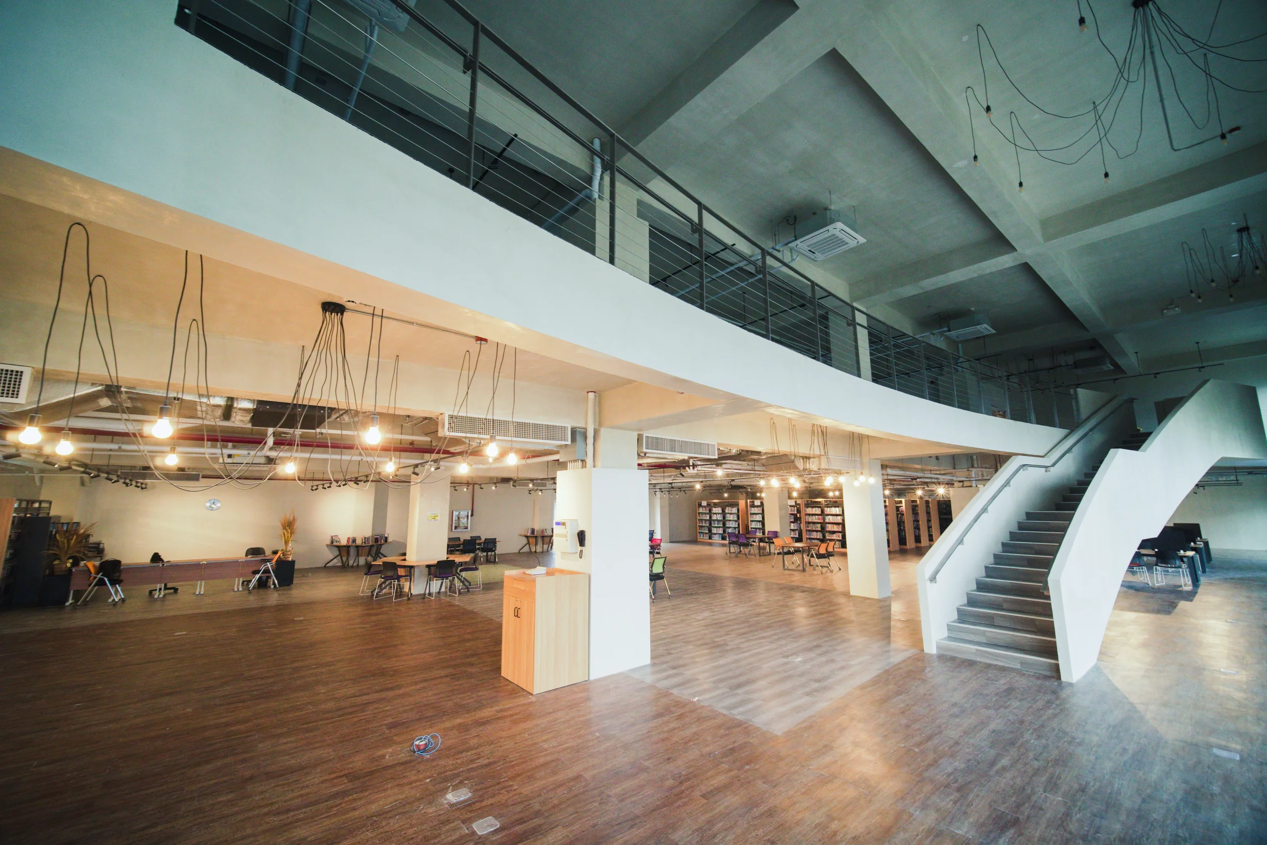 LCICの共用ホール