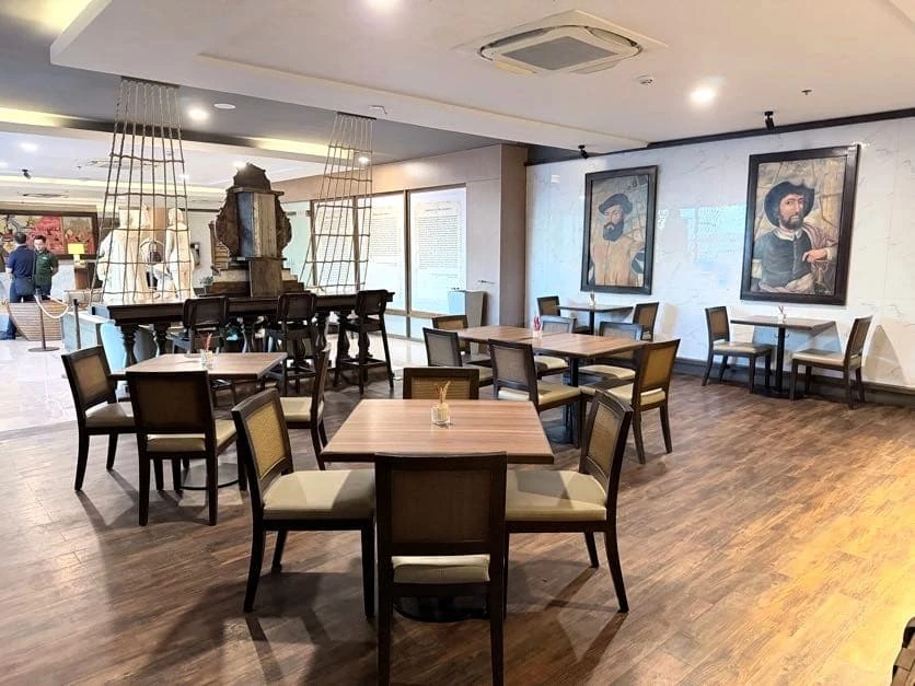 Winning City资料中的餐厅桌椅与用餐空间