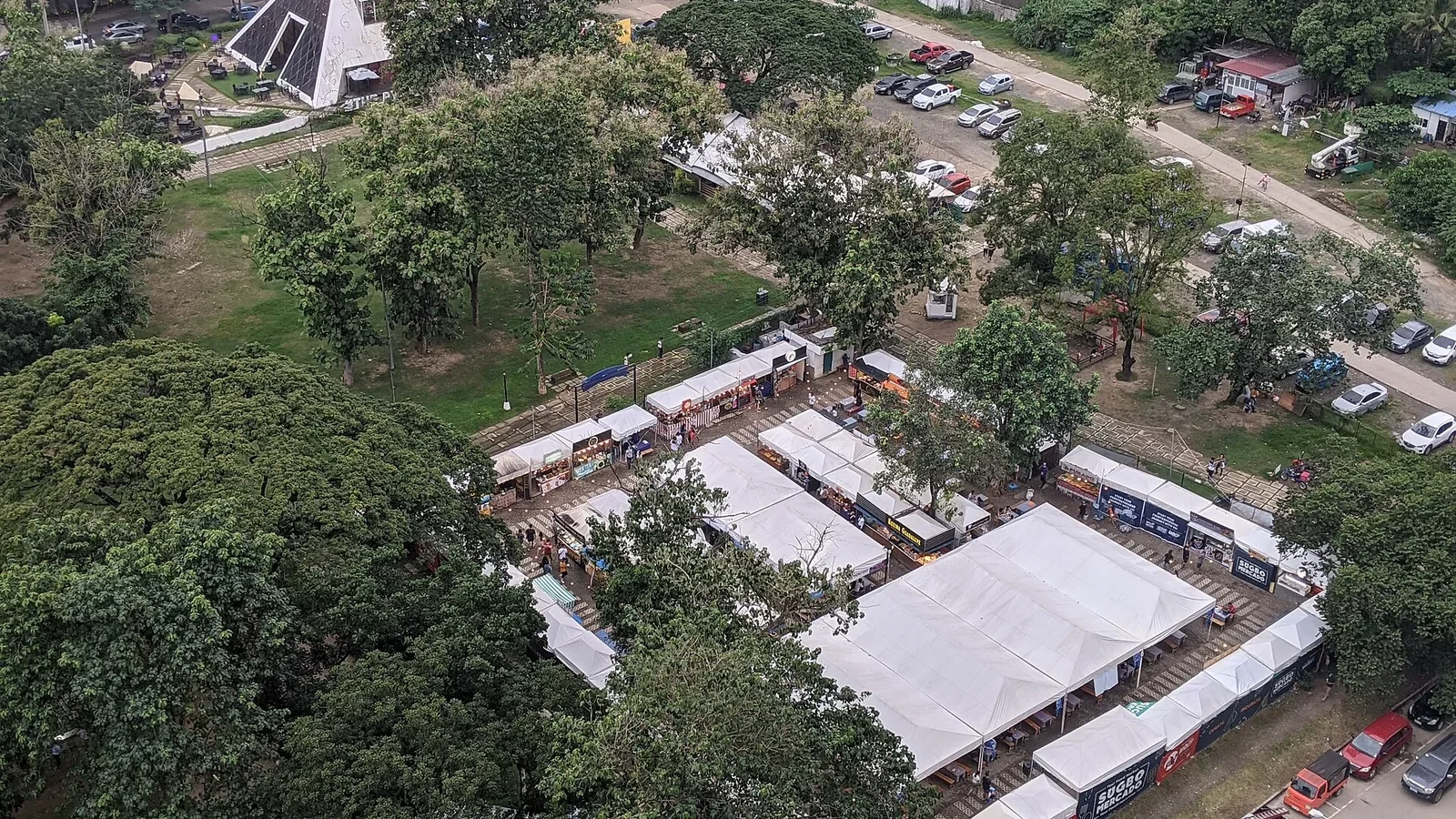 Cebu IT Park 餐厅指南:按位置、时段与预算选择