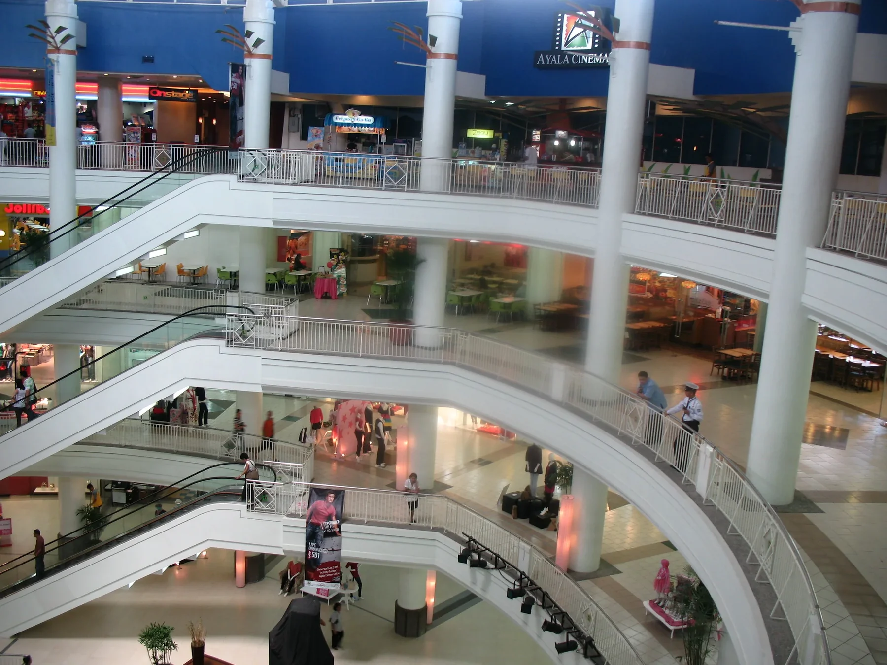 宿务菲律宾实景:Ayala Center Cebu室内