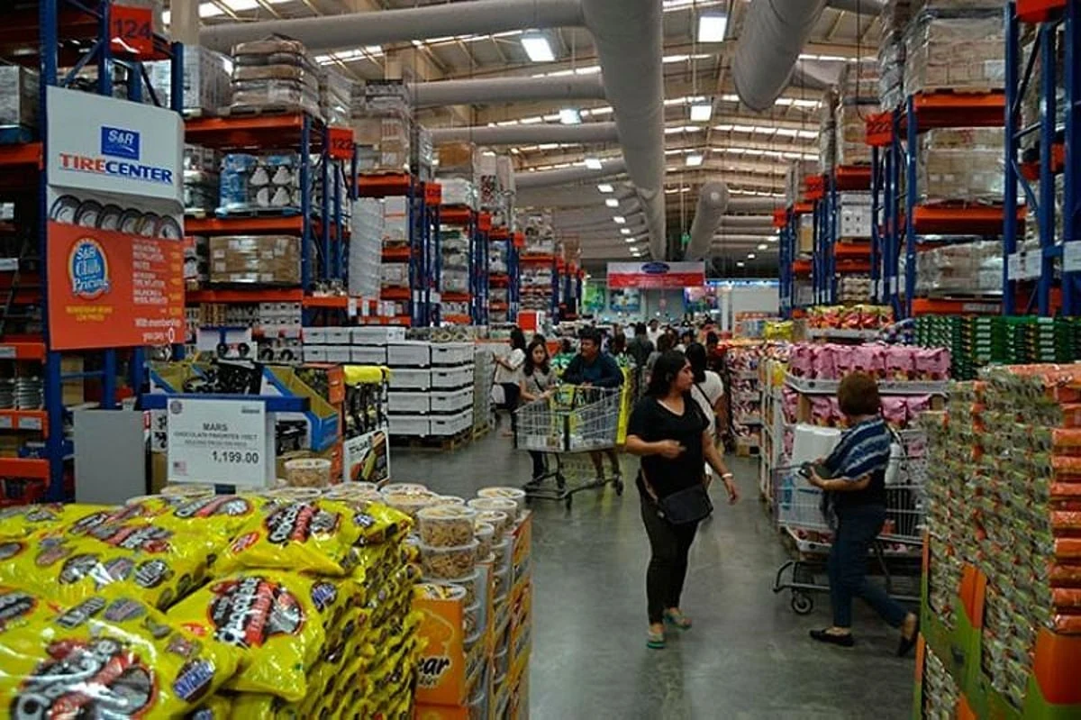宿务菲律宾实景:超市的进口食品区