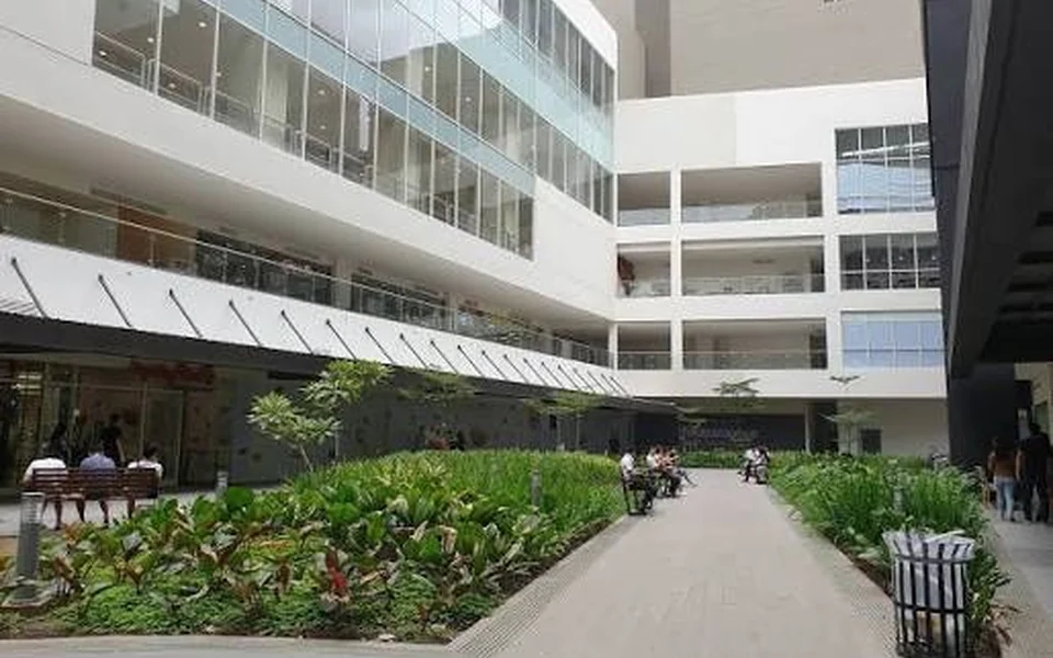 Central Bloc内连接各楼层的步行动线