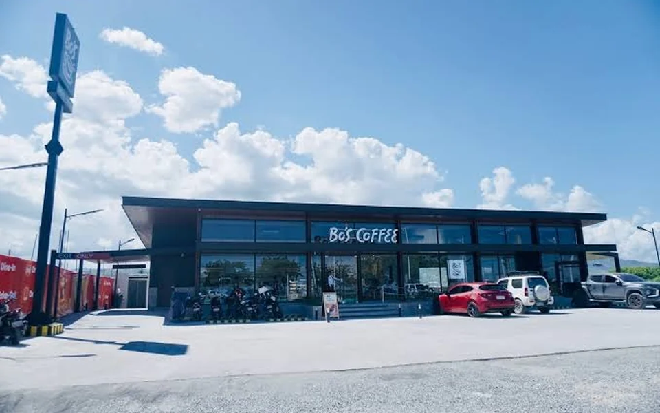 City di Mare得来速店铺与停车区域
