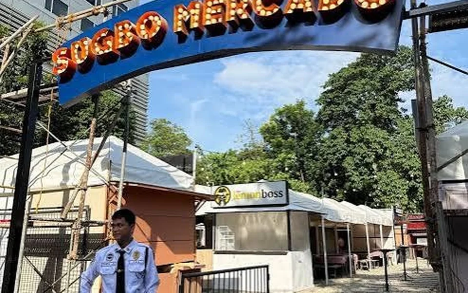 夜间开放的Sugbo Mercado入口