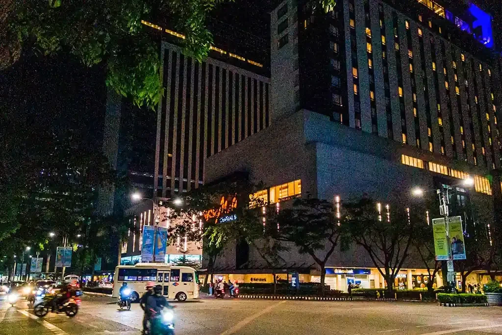 宿务菲律宾实景:IT Park的办公楼与住宅街区