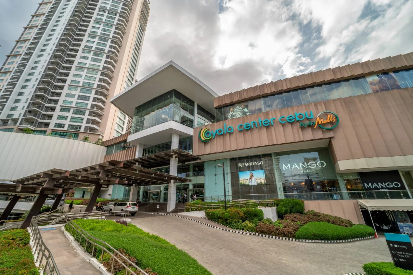 宿务菲律宾实景:Ayala Center Cebu地下超市入口