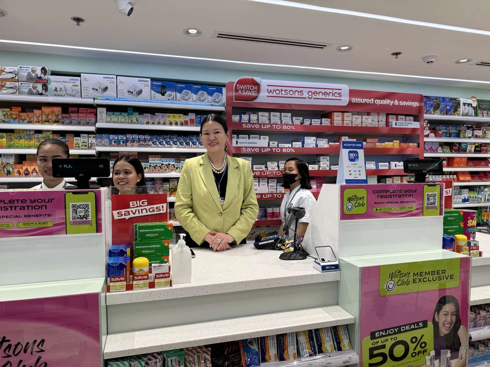 宿务菲律宾实景:药妆店收银台(示意)