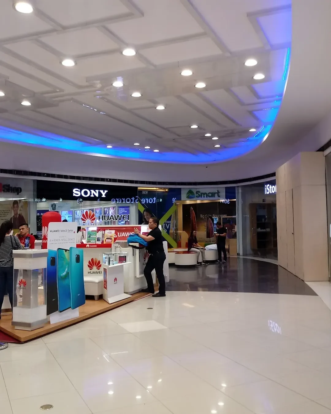 宿务菲律宾实景:书店与电子产品店