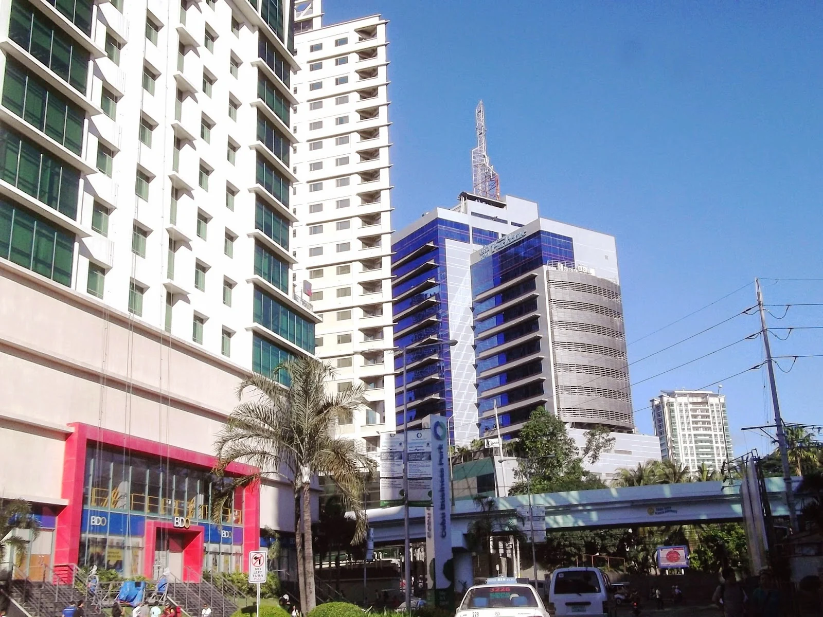 宿务菲律宾实景:Cebu Business Park街景