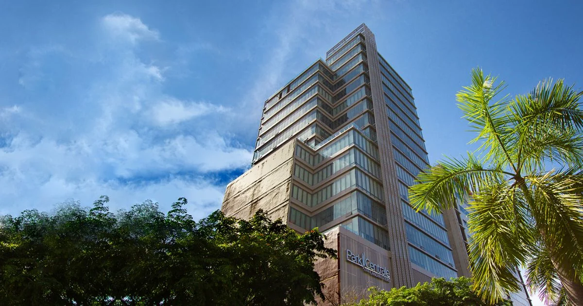 宿务菲律宾实景:各栋楼里的诊所