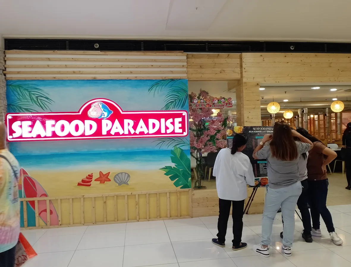 SM City Cebu购物指南：服饰、伴手礼、餐饮与旅客服务