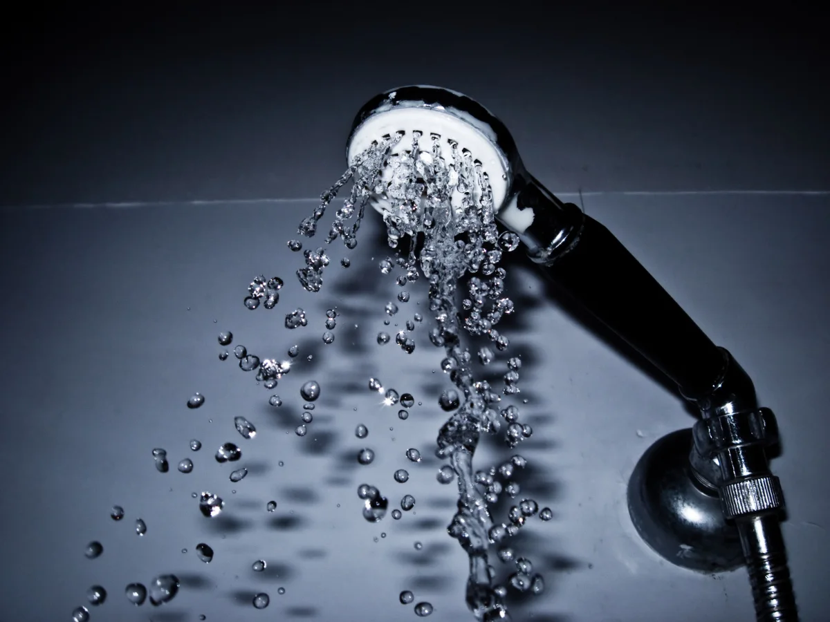 宿务的淋浴热水器怎样加热？水压与用电安全的原理