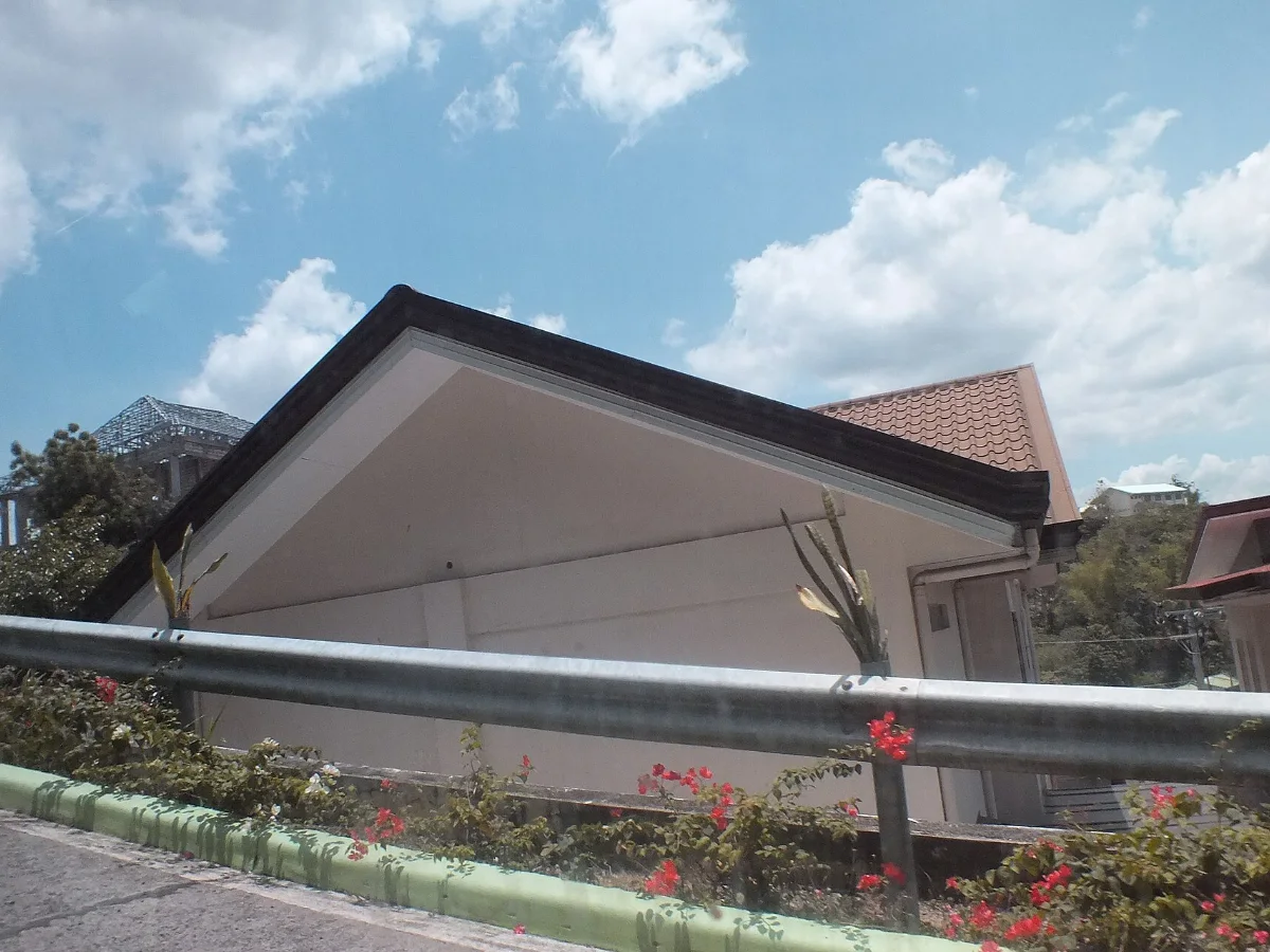 曼达韦市Casili Hills住宅区的房屋