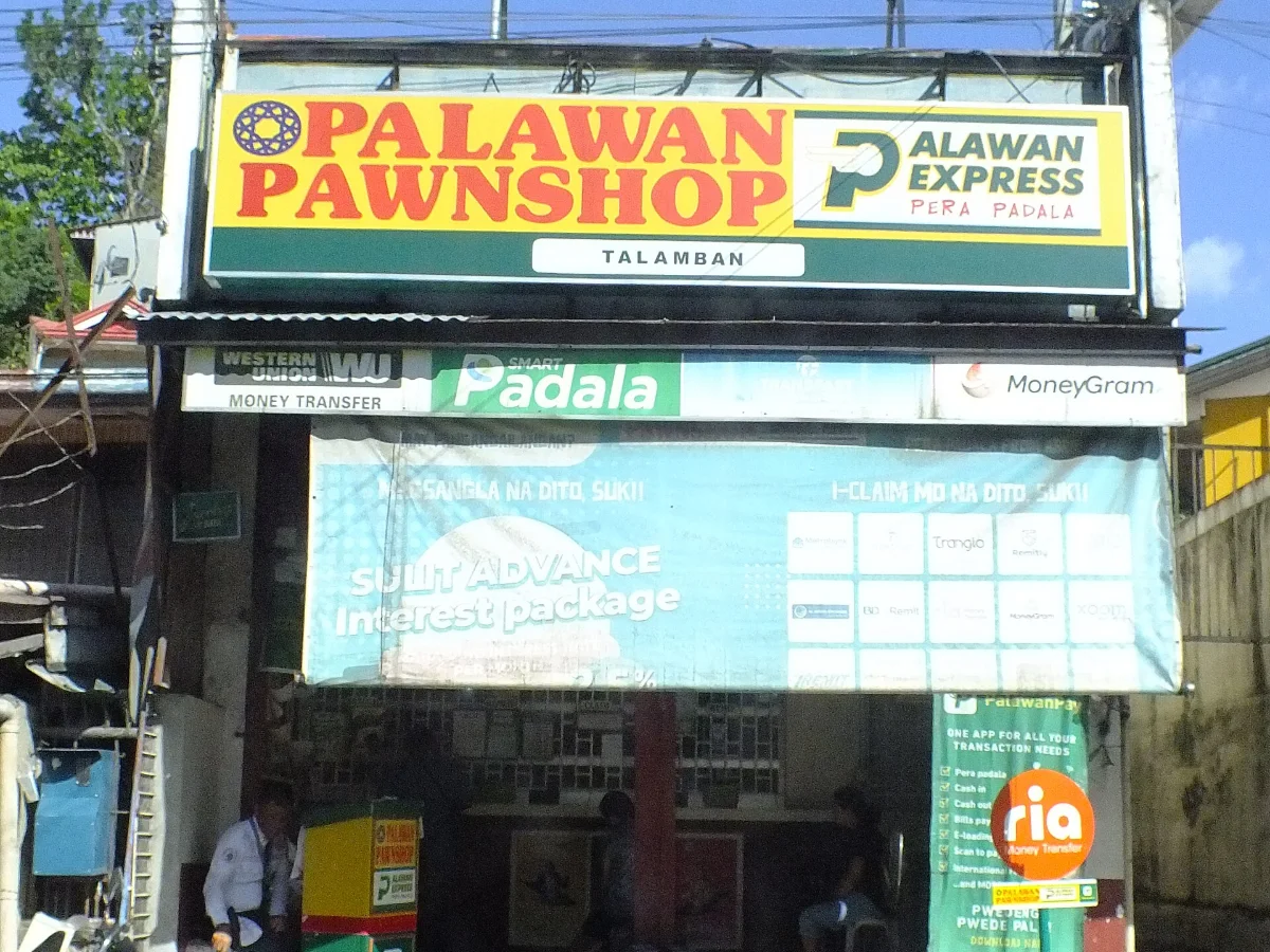 Talamban的Palawan Pawnshop