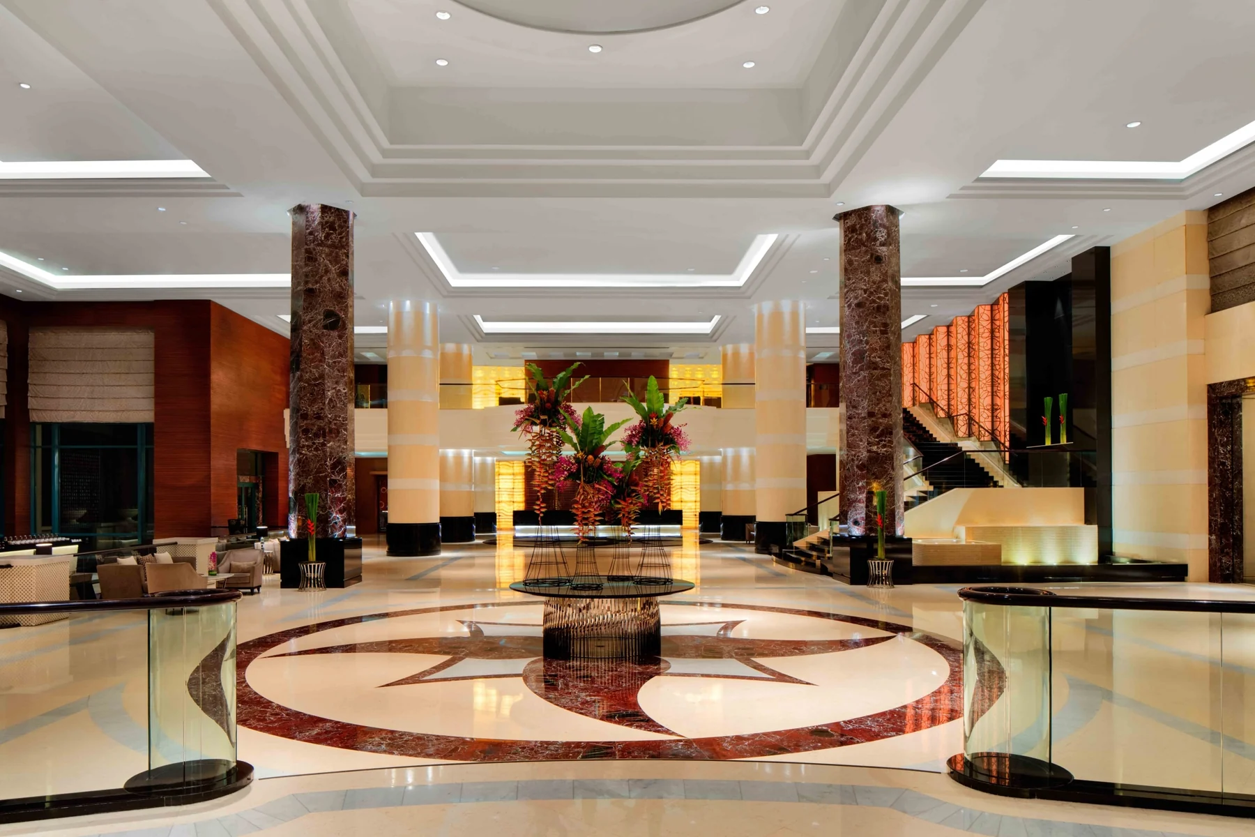 SM City Cebu综合设施的构成:North Wing、Radisson Blu、NU与Towers的关系