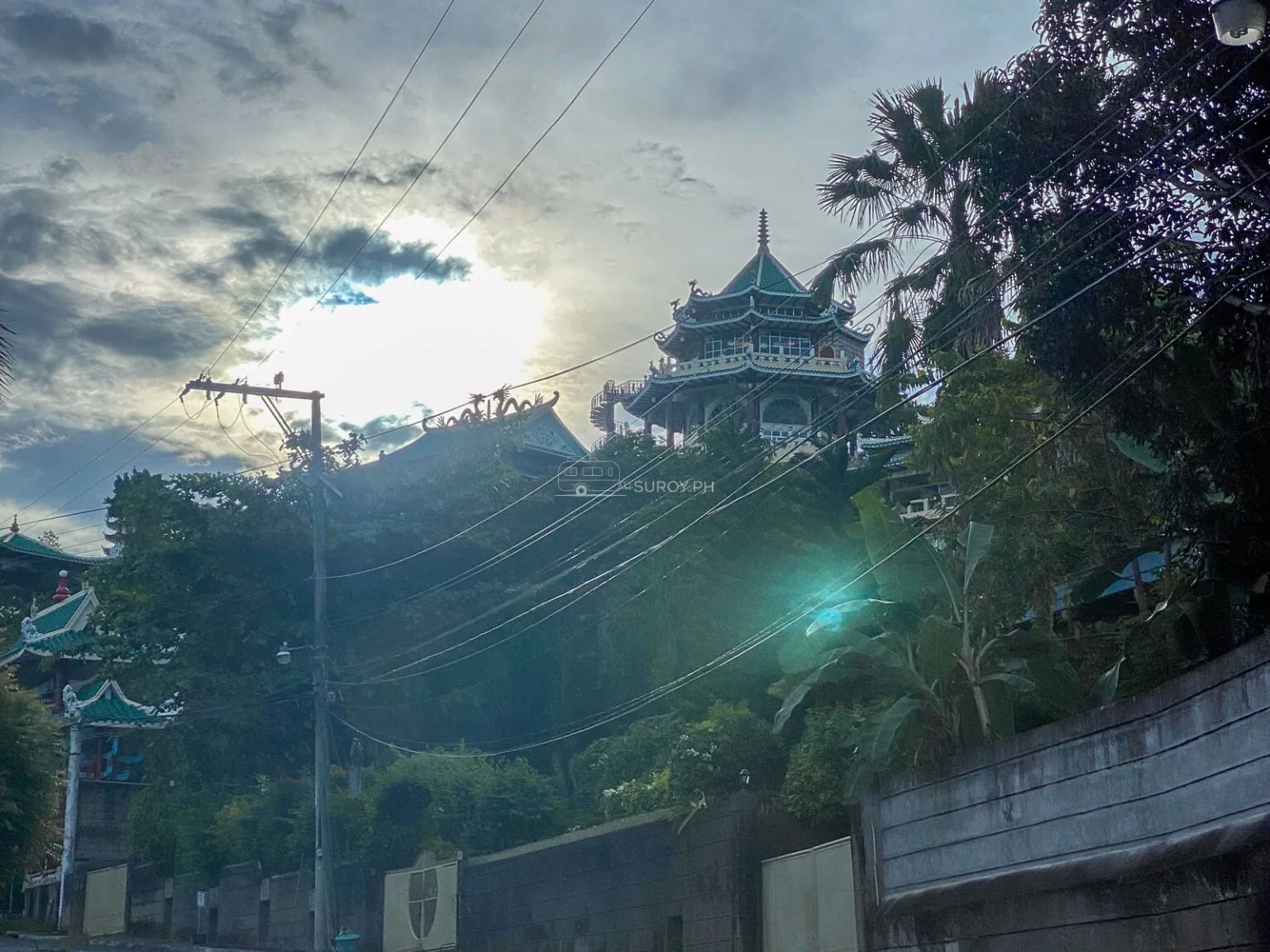 宿务Cebu Taoist Temple的历史与建筑:华人社会与屋顶、龙饰的看点的正文配图2