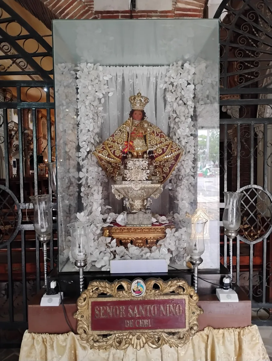 宿务Santo Rosario Parish:P. del Rosario街的教堂与礼拜信息的正文配图1