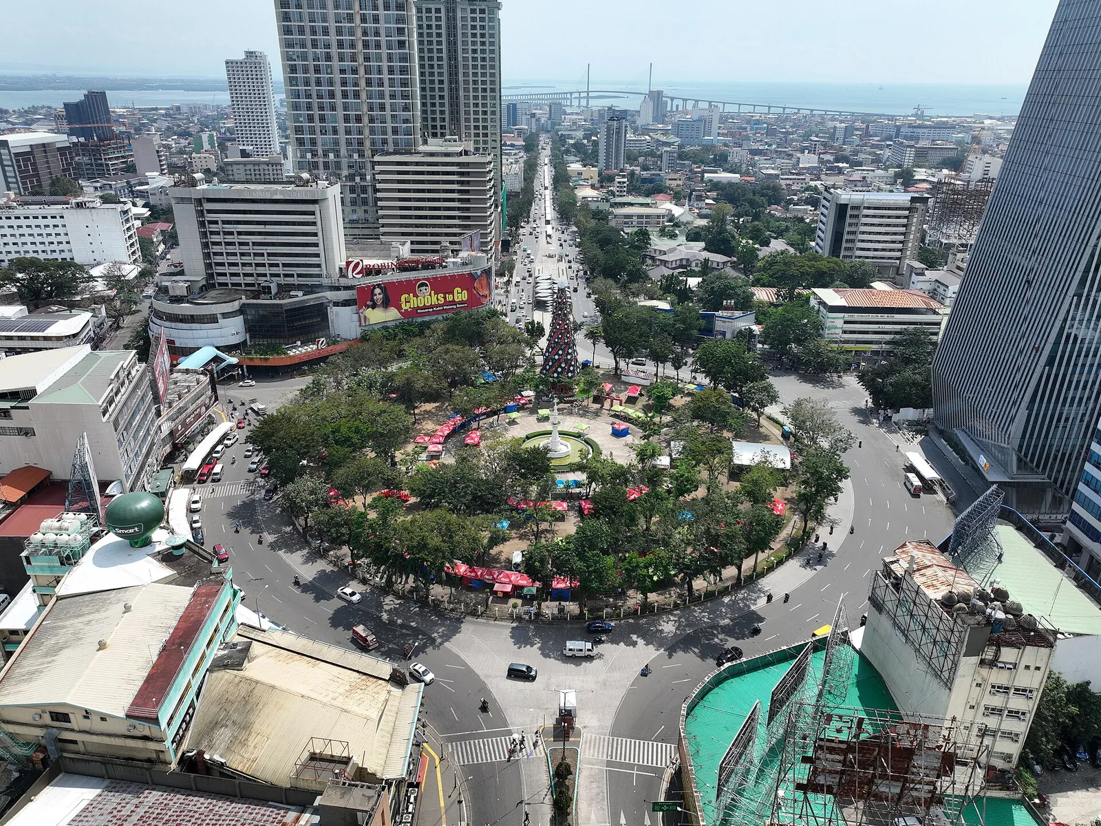宿务Fuente Osmeña Circle：喷泉与自来水的历史及公园游览要点的正文配图3