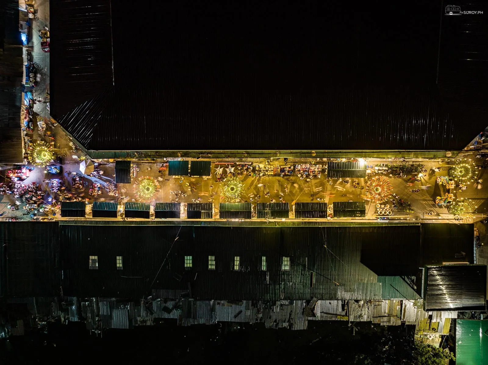 宿务咖啡馆窗外的街景