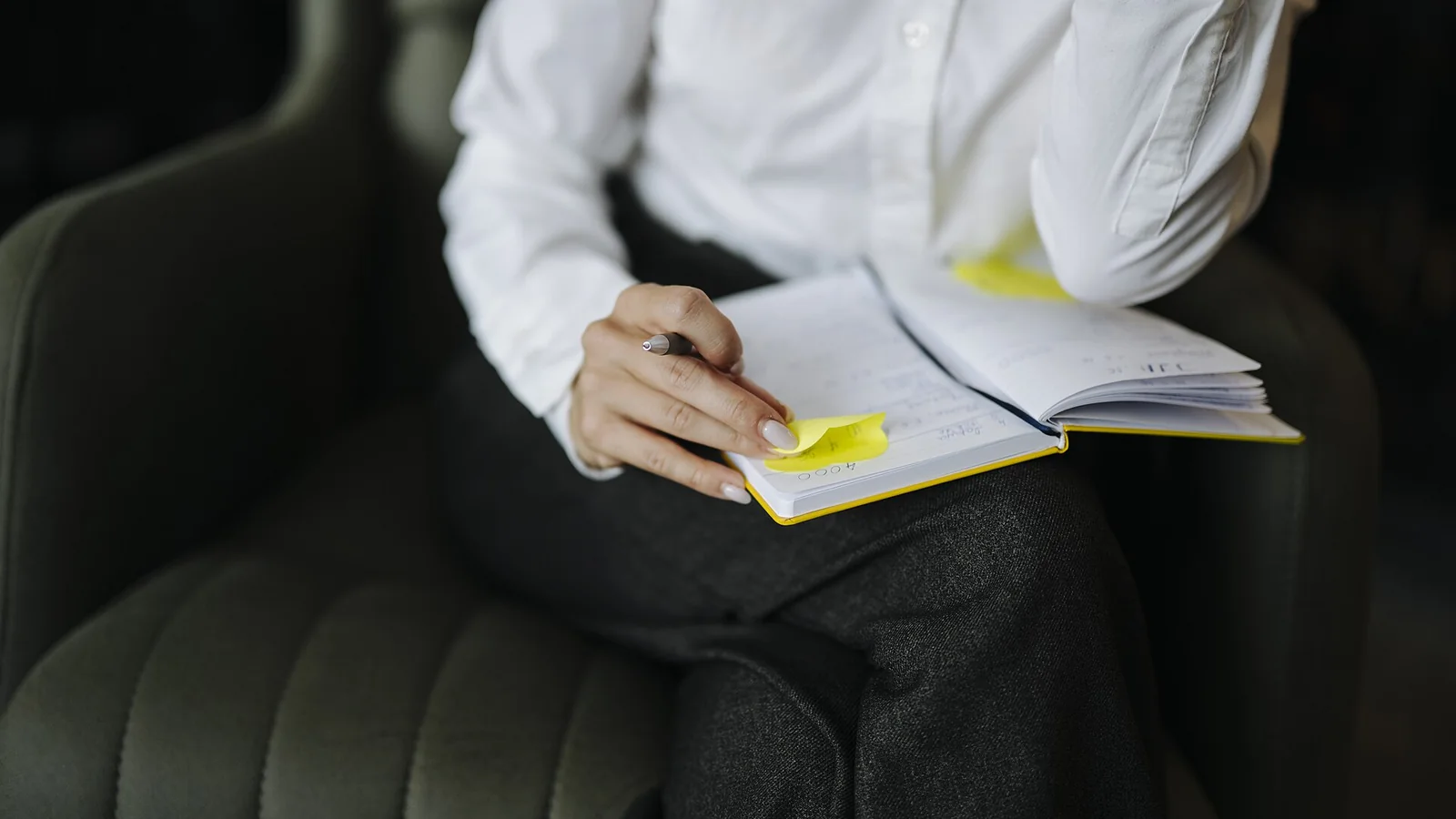 笔记本、笔和文件夹在宿务买要多少钱？留学文具采购指南｜笔记本｜20比索起