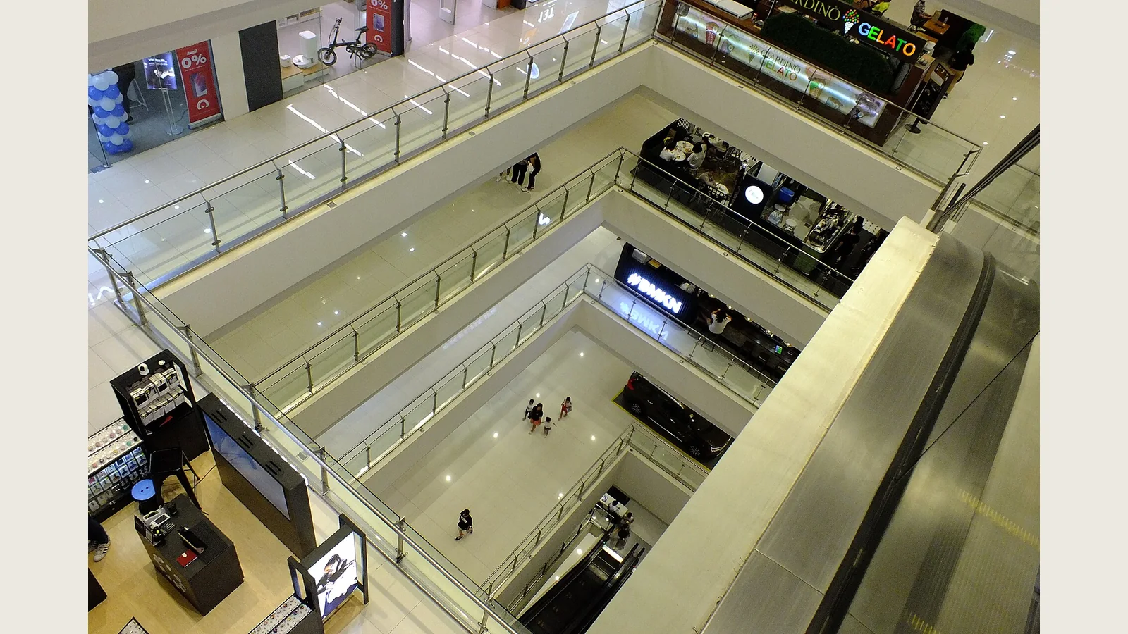 不用Google Maps，只靠英语问路能走遍宿务IT Park五个地点吗？：STOP 1｜抵达Ayala Malls Central Bloc