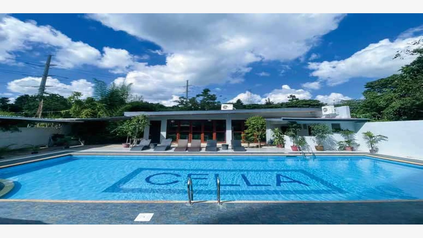 CELLA English Academy官方资料中的总预算按三种货币性质分开