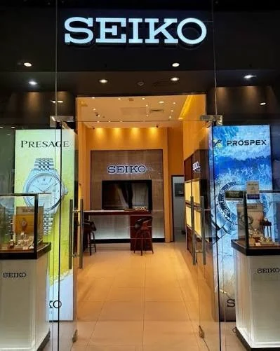 Seiko门店展柜与腕表型号比较