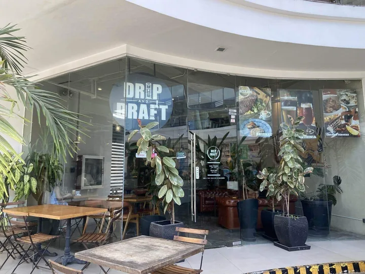 Drip & Draft咖啡馆入口
