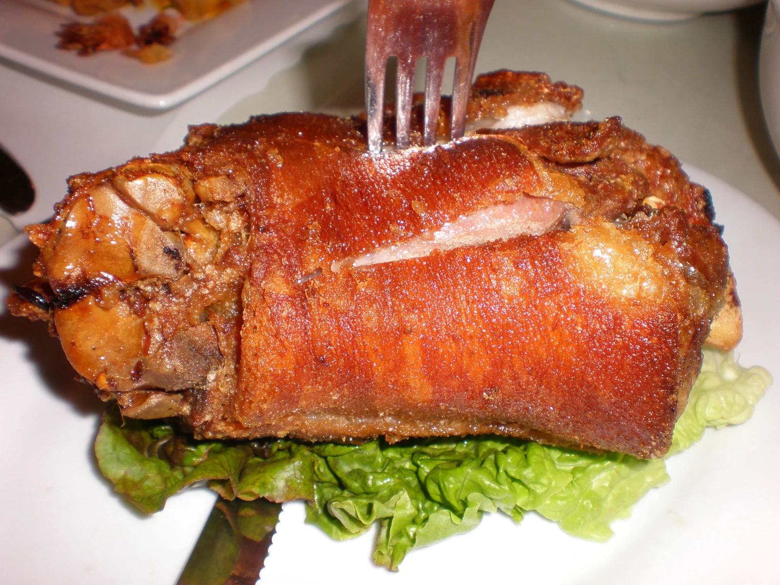 Crispy Pata整只炸猪脚