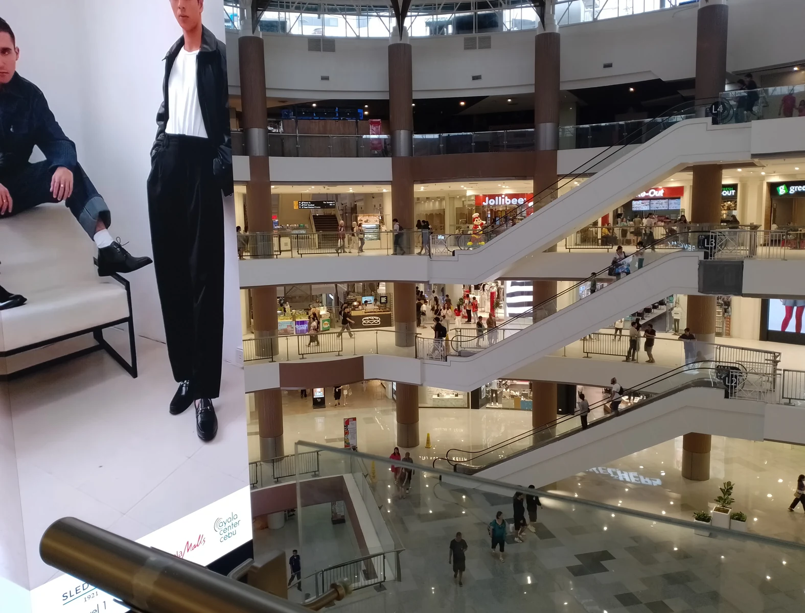 Ayala Center Cebu购物空间