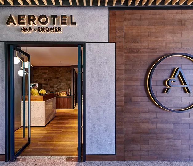 Aerotel Cebu的入口,供辨认机场短时休息设施