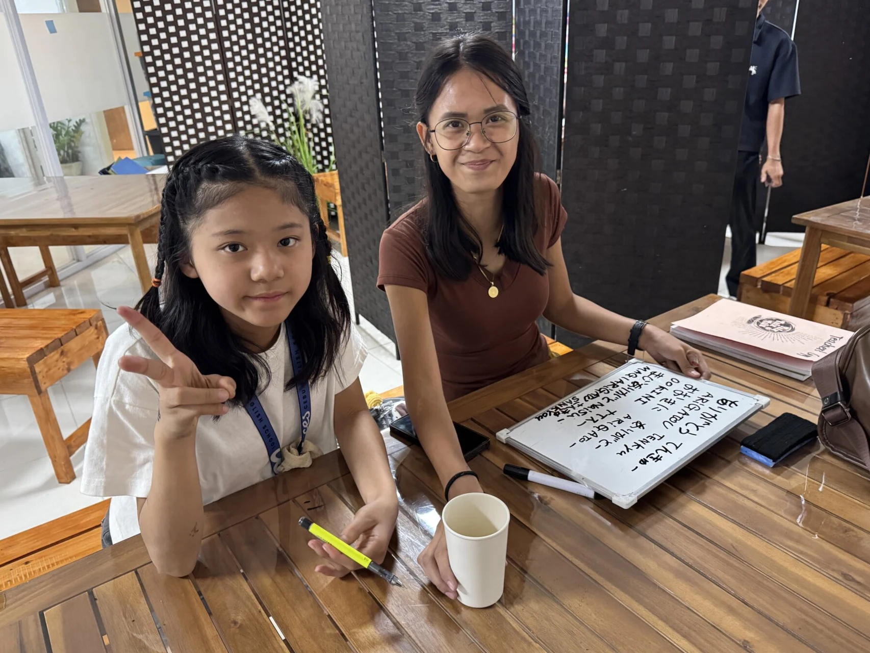 宿务留学计划书怎么写:把风险应对写成联系人和动作