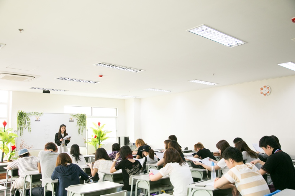 怎样最大化宿务留学效果:课前、课堂与课后策略