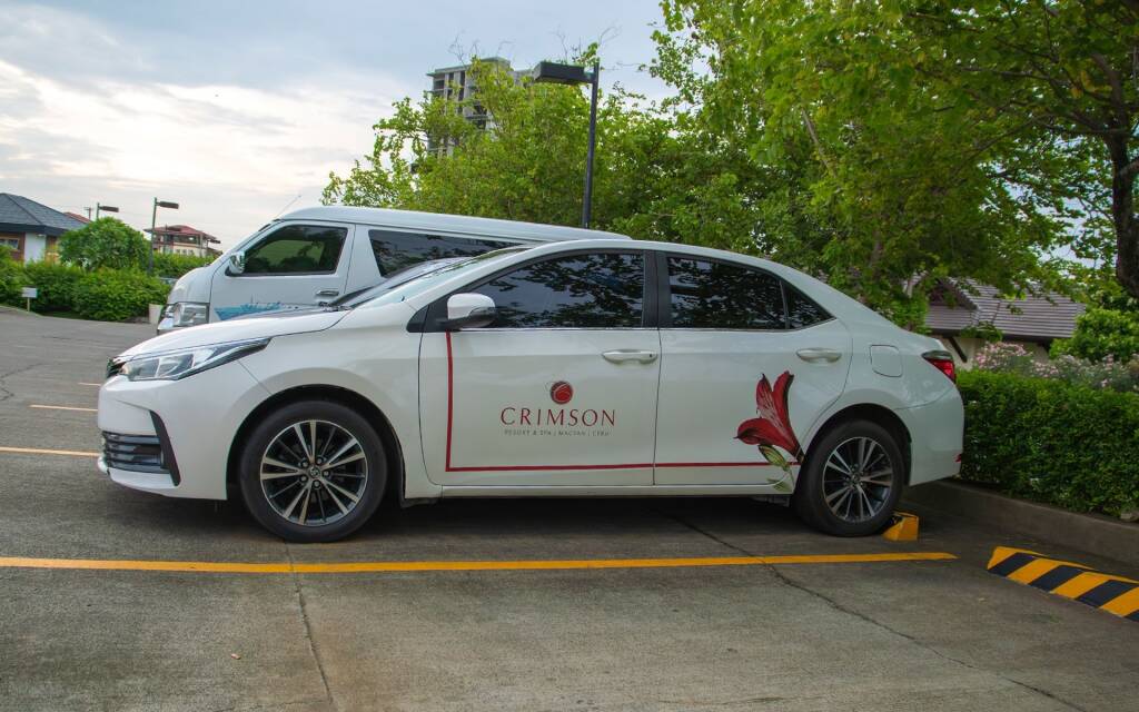 麦克坦 Crimson 与 Tambuli 周边餐饮购物：前往 Maribago 中心的交通