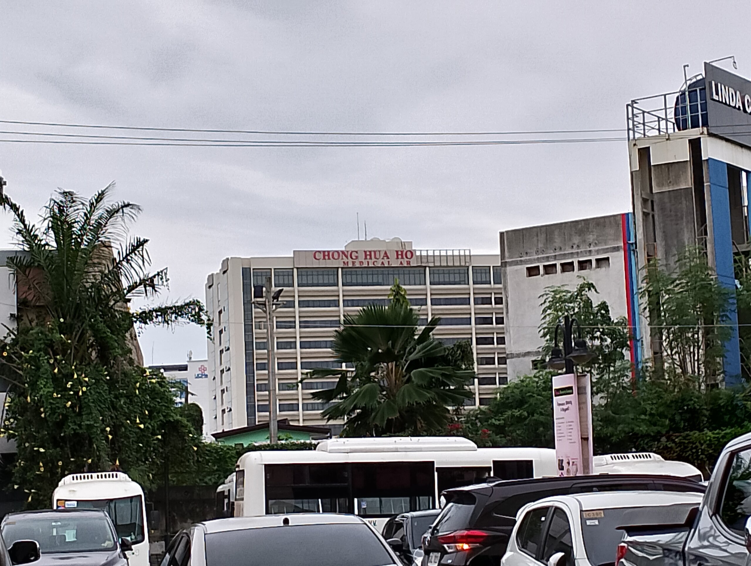 菲律宾宿务与“曼达维 Chong Hua Hospital：费用与使用条件”相关的场景