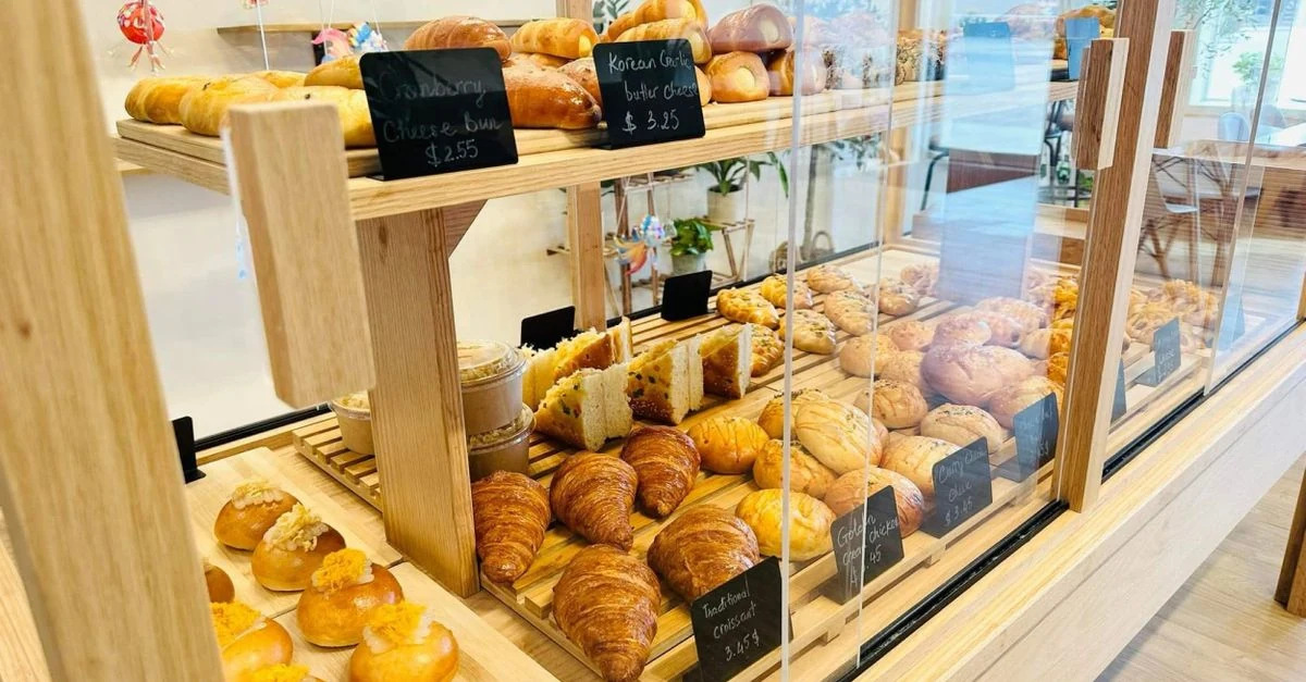 宿务Abaca Crossroads与Bakery Soesterberg Streetscape:面包外带指南:决定好吃的时间和取货地点再买