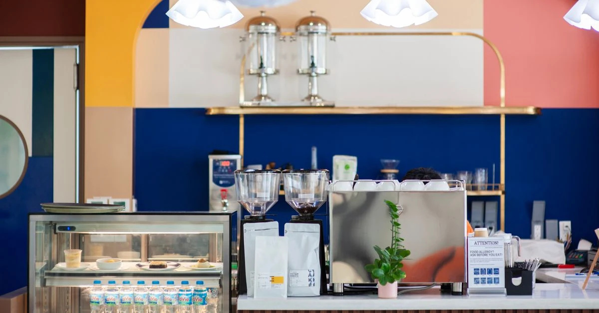 宿务Tightrope Coffee One Paseo:分店限定Mont Blanc与咖啡点单方法:对咖啡豆和萃取感兴趣,就听当天的说明