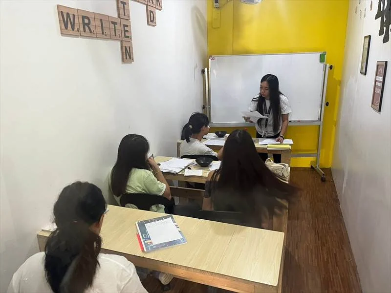 IU英语学院与未成年人以监护条件为先相关的菲律宾校内实景