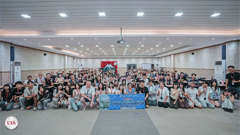 CIA麦克坦校区的选择能坚持的课量，并在第一周主动反馈相关场景