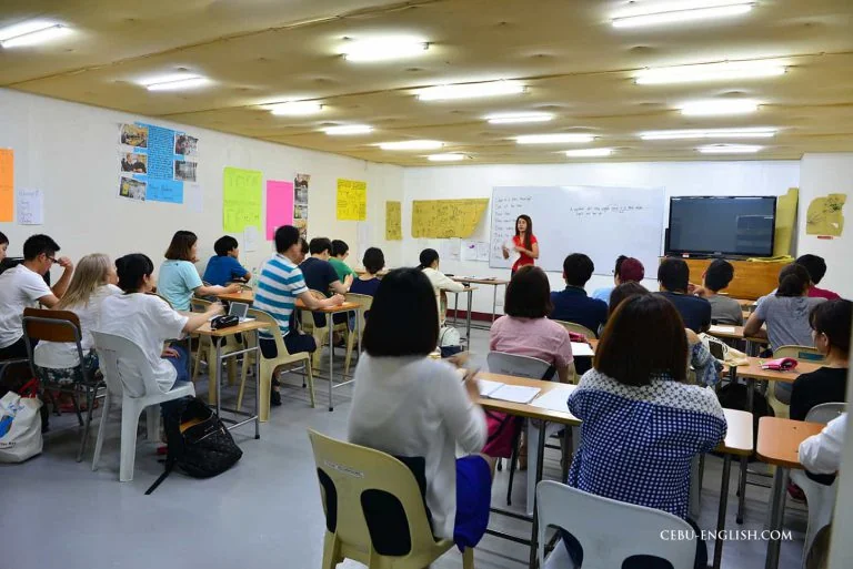 SMEAG Capital校区的教师、反馈与课程调整相关场景
