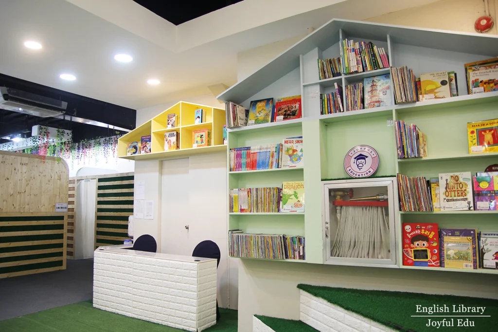Joyful Education与向新学校重新确认窗口相关的菲律宾校内实景