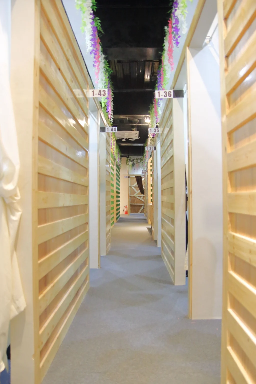 Joyful Education与出发前再次确认快乐教育是如何将课程和酒店住宿结合在前T-Shine校舍的？信息相关的菲律宾校内实景