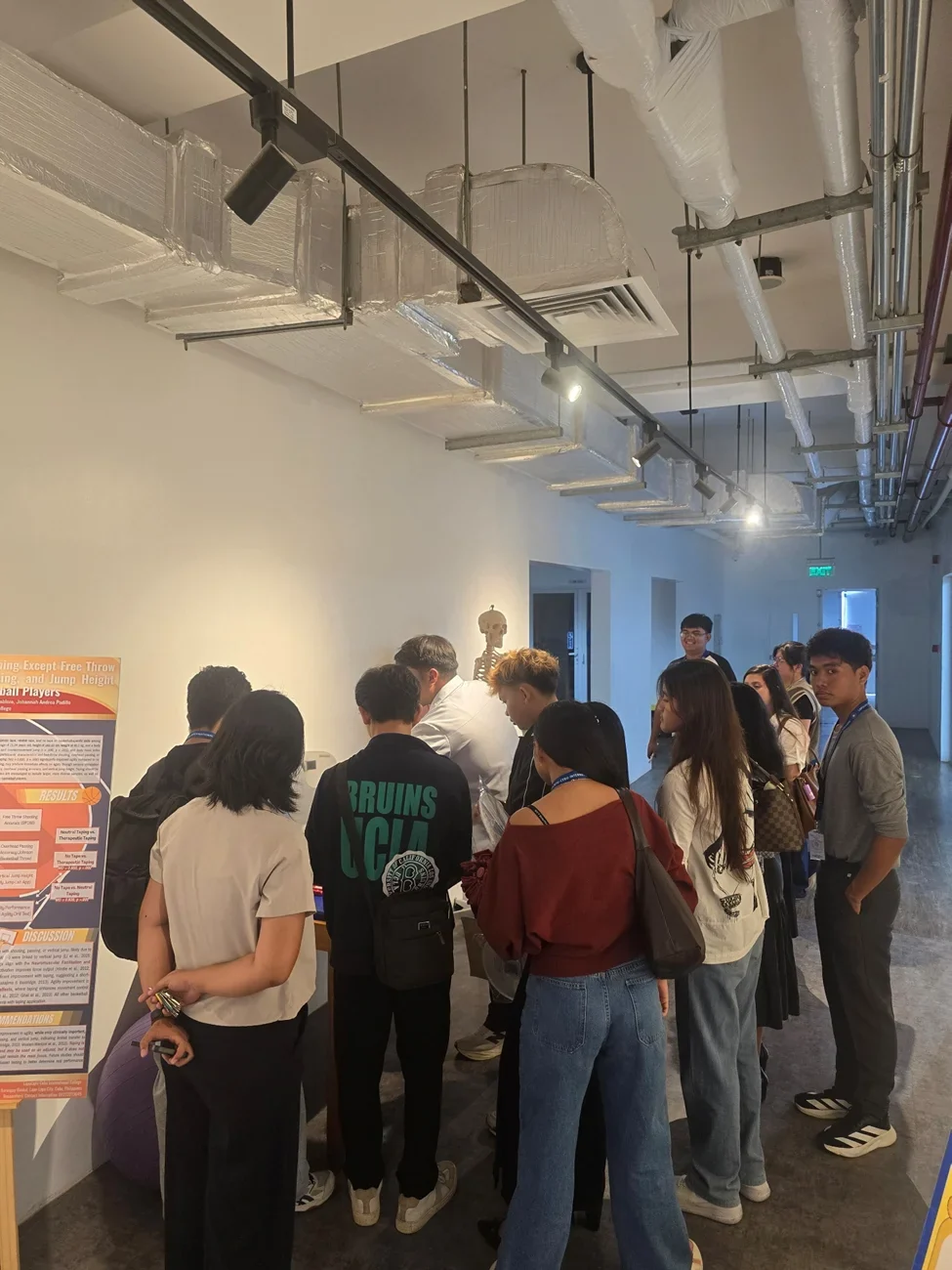 LCIC校园参观中的课程介绍