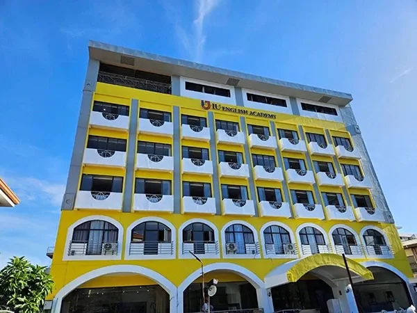 IU英语学院与记录“学到哪里”与“为什么学”相关的菲律宾校内实景