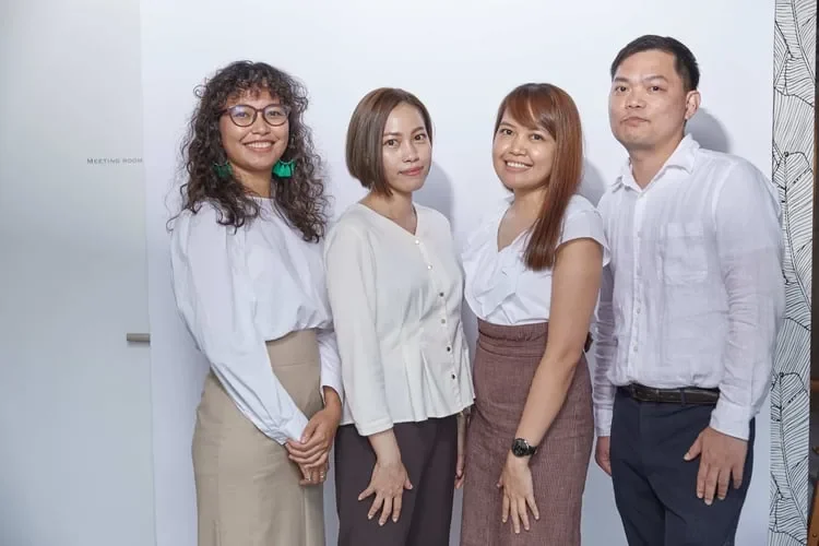 MeRISE留学流程页面中的学校工作人员