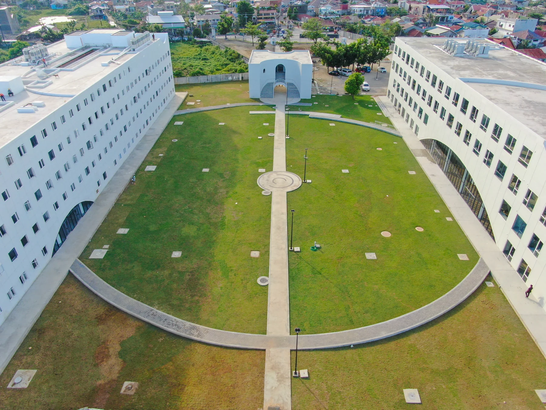 LCIC校园建筑的空中全景