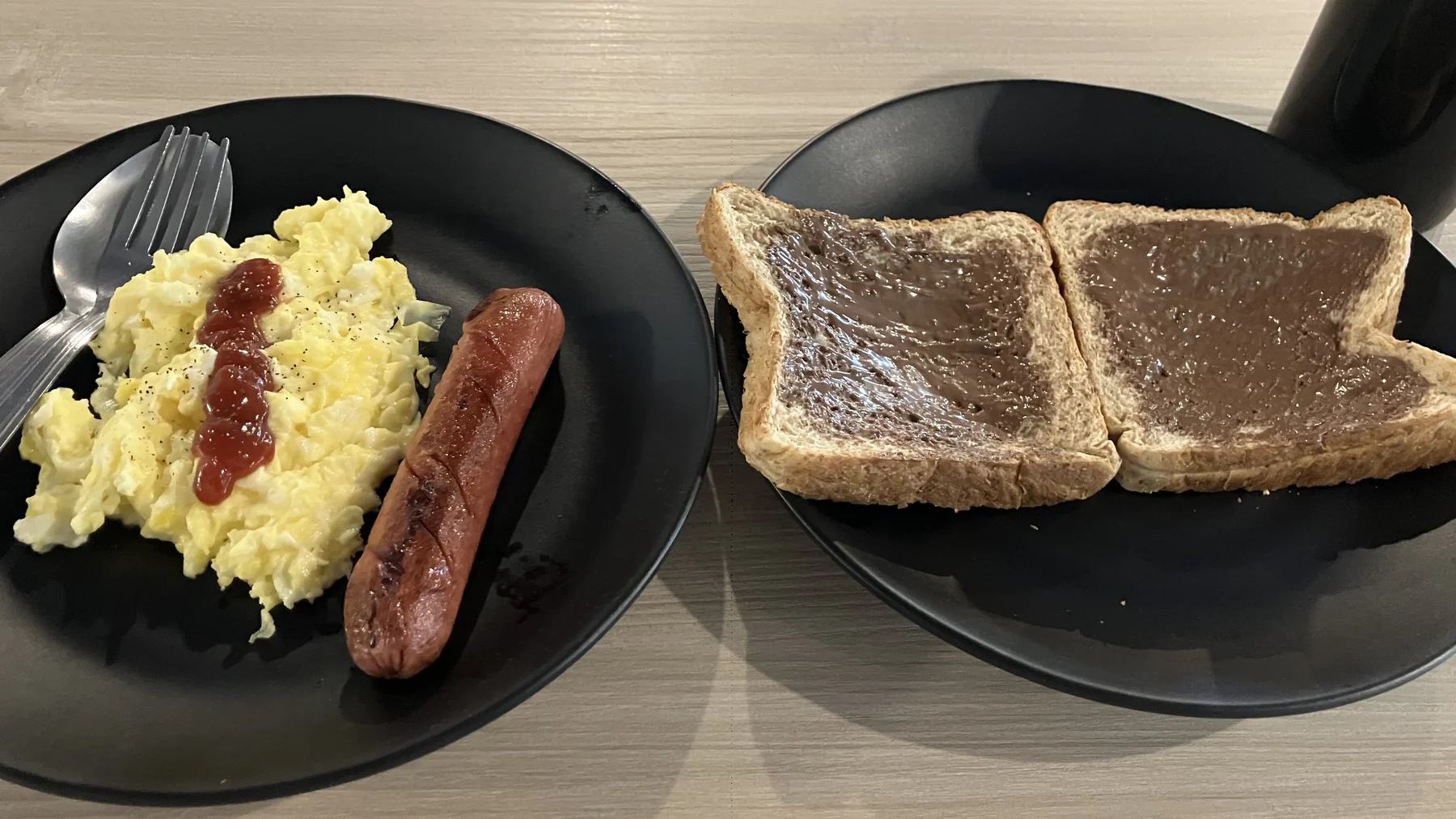 在 Genius English 中我可以使用多远的大海和泳池？