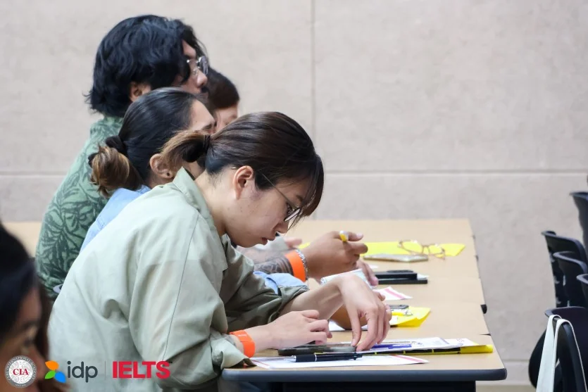 CIA麦克坦校区的雅思课程的一天：四项技能、词汇测试与自习相关场景