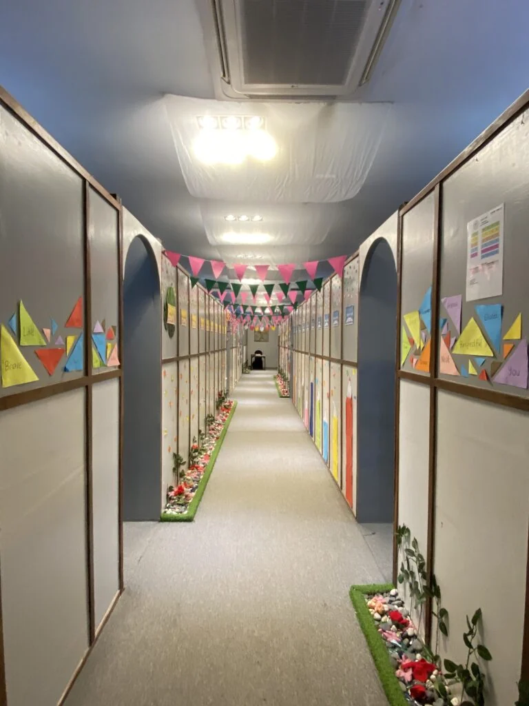 Joyful Education与幼儿与过敏需要独立确认相关的菲律宾校内实景