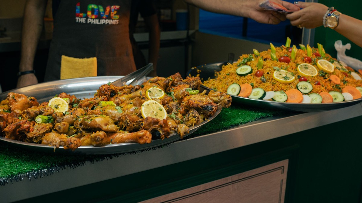 宿务Metro Colon Food Avenue:购物途中用餐与菜单看法:点单时一起问结账位置和取餐方式相关实景